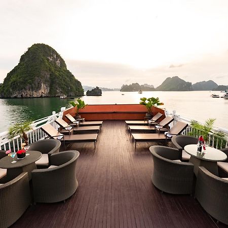 Hera Boutique Cruise Ha Long Bay Exterior photo