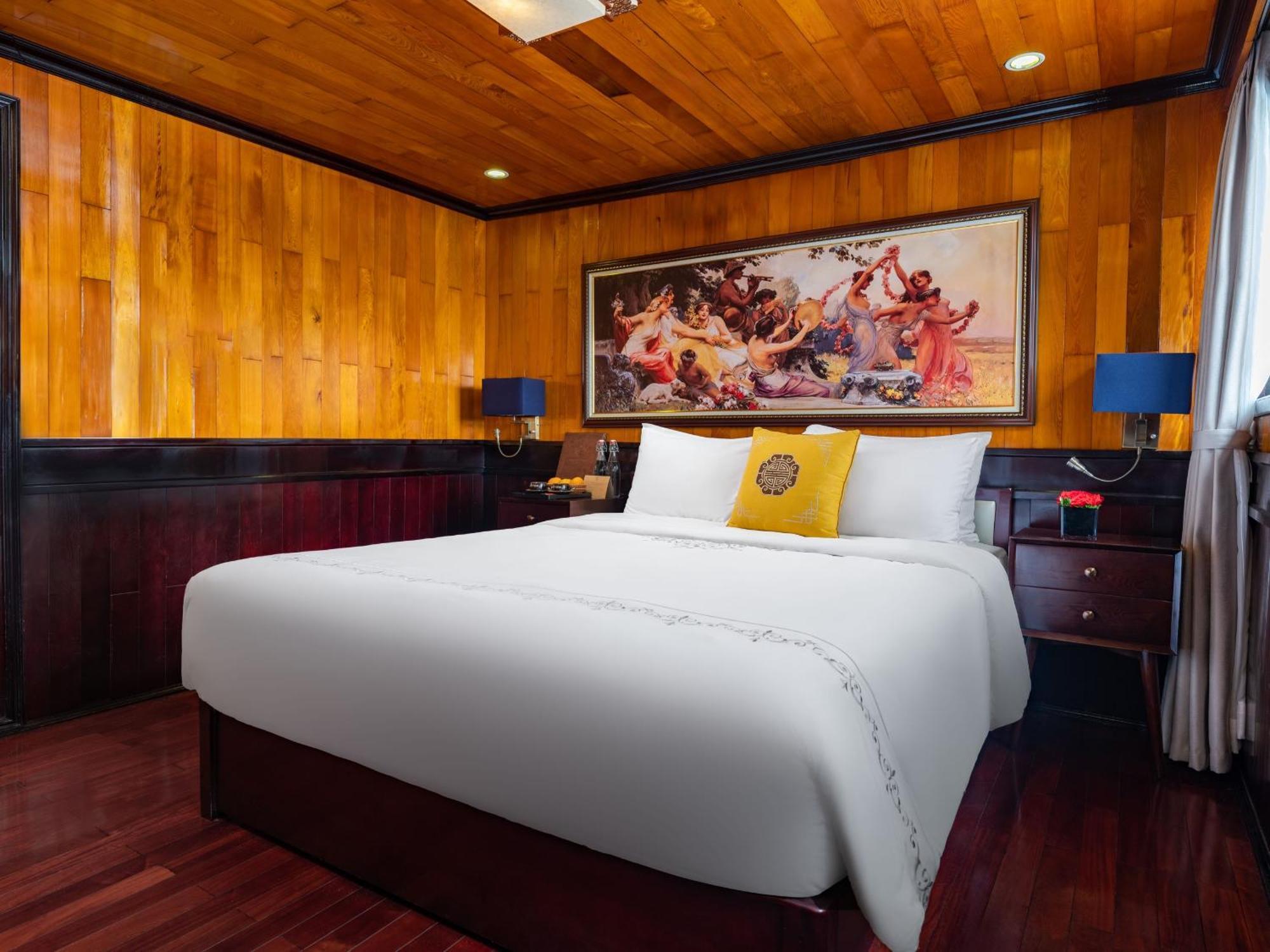 Hera Boutique Cruise Ha Long Bay Exterior photo