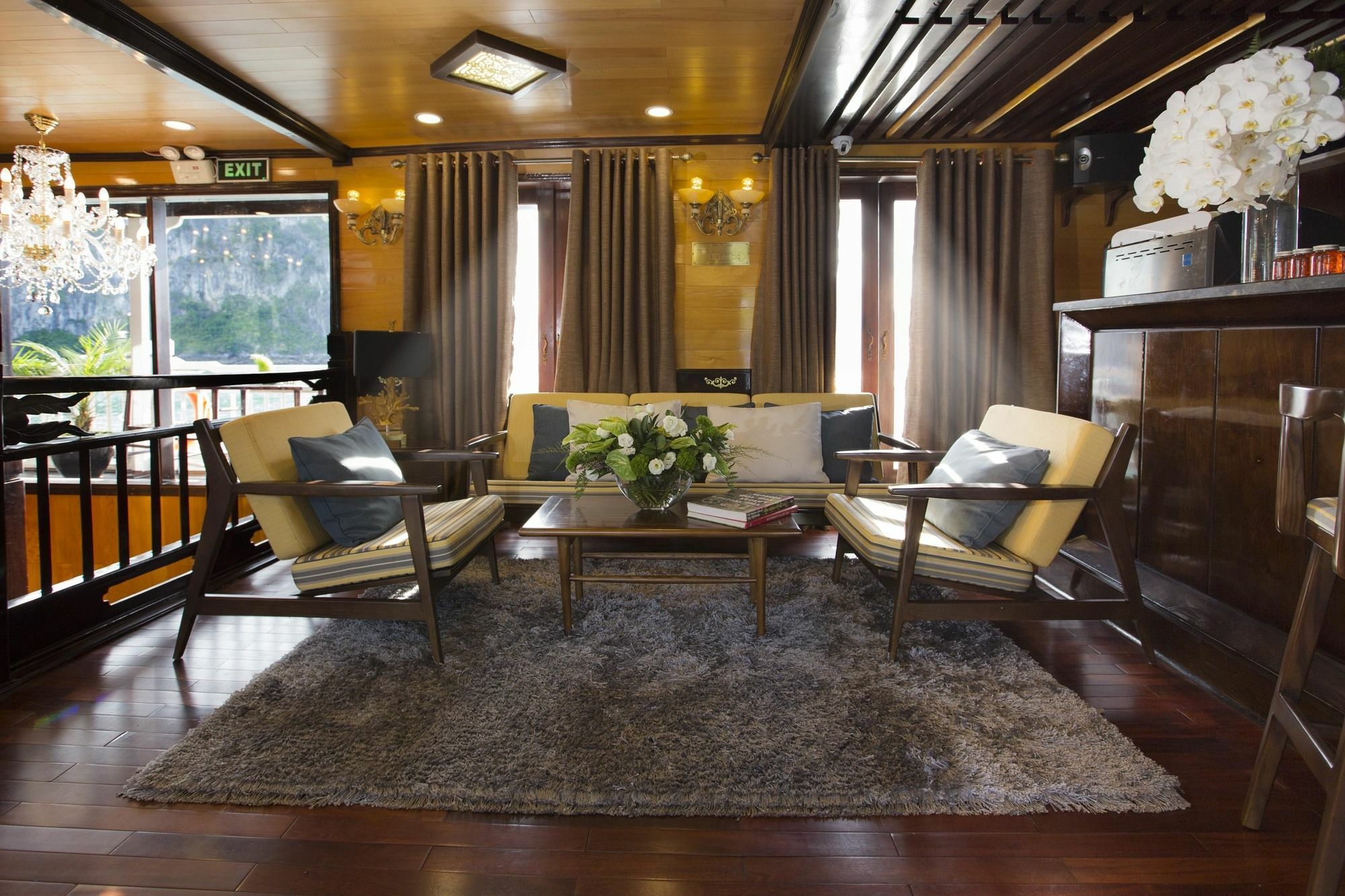Hera Boutique Cruise Ha Long Bay Exterior photo